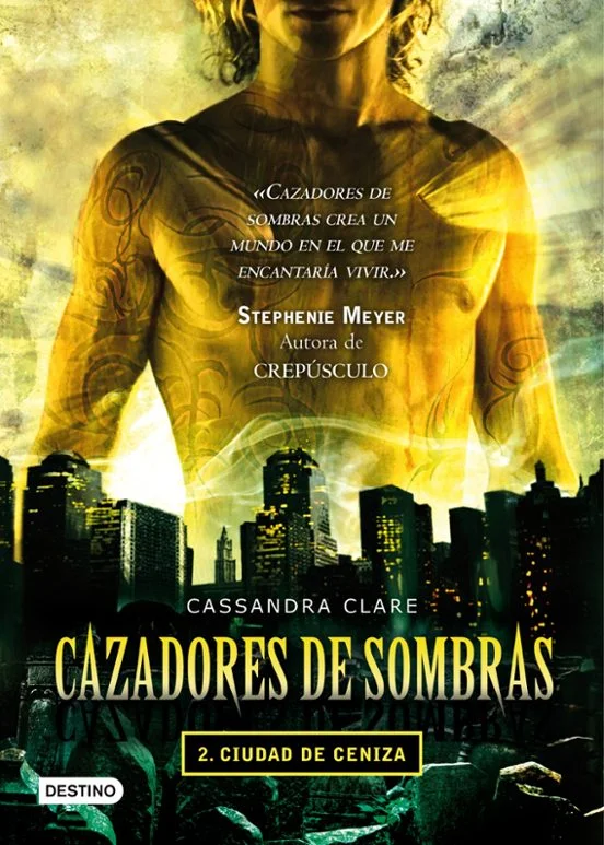 portada de Ciudad de Ceniza de Cassandra Clare